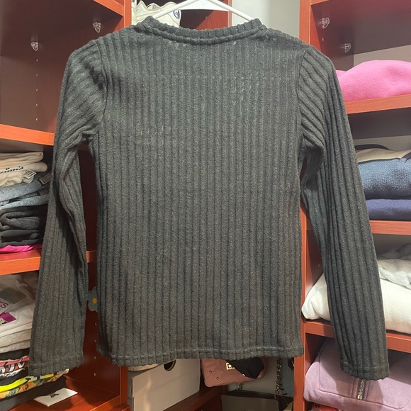 Zara Girls Black Shirt With Pearls - Picture 2 of 2